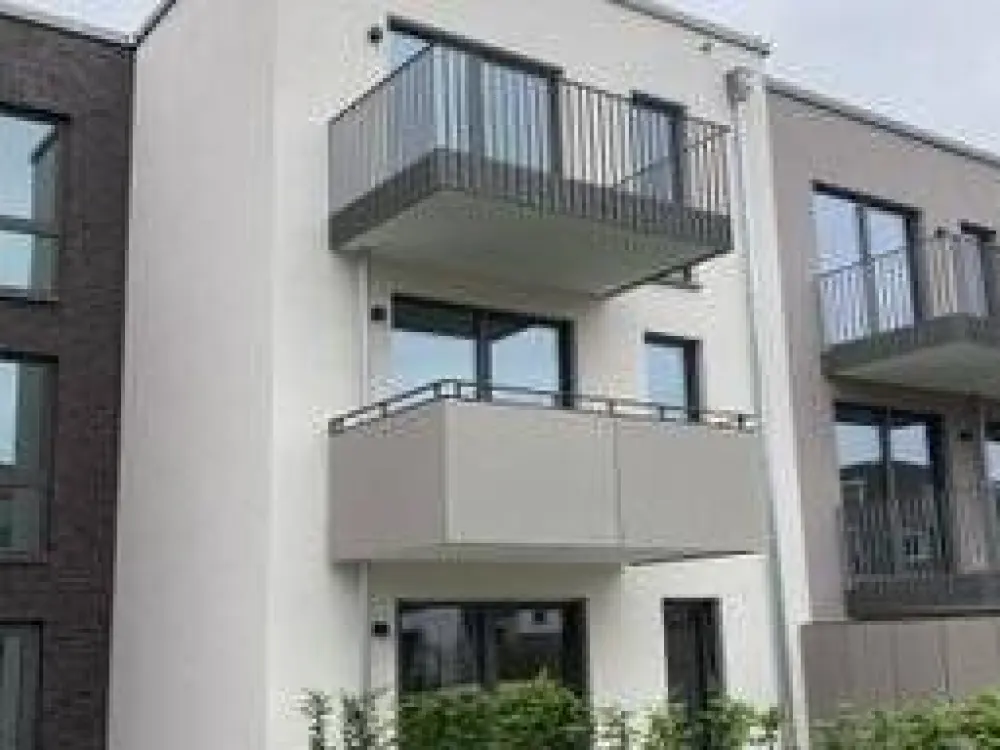 Like-New 3-Room Apartment in Hamburg-Jenfeld in the Jenau Residential Area
