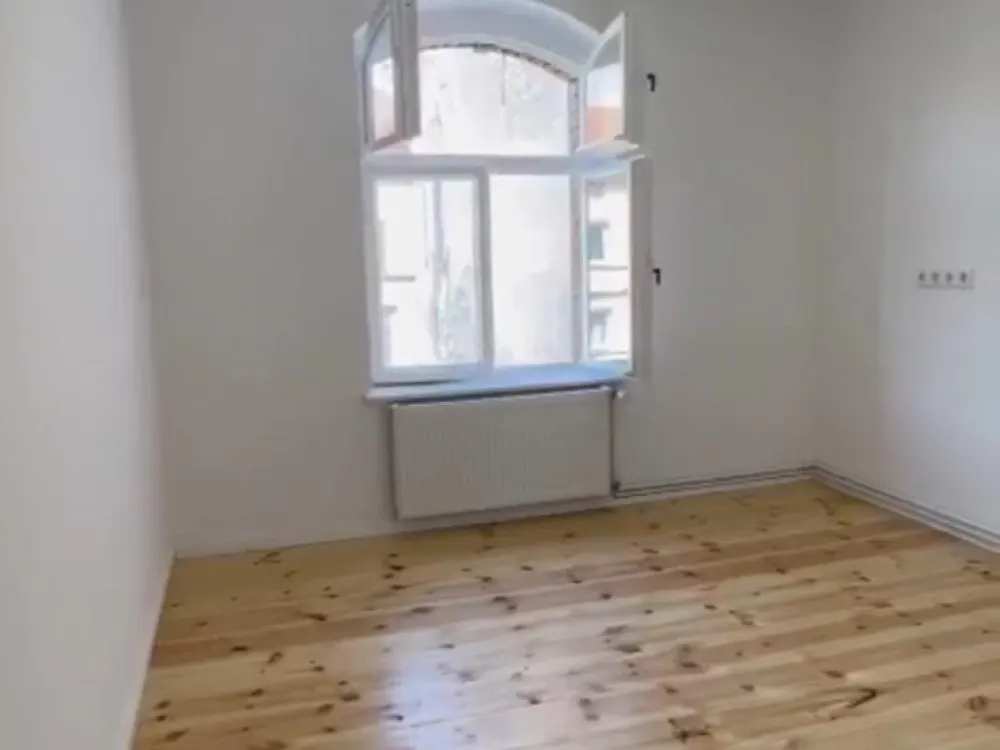1 Room Apartment in Prime Location