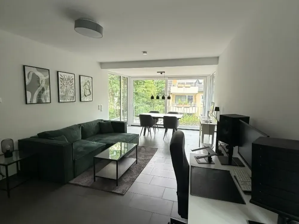 Zuhause mit 2,5 Zimmern und Stellplatz in Düsseldorf