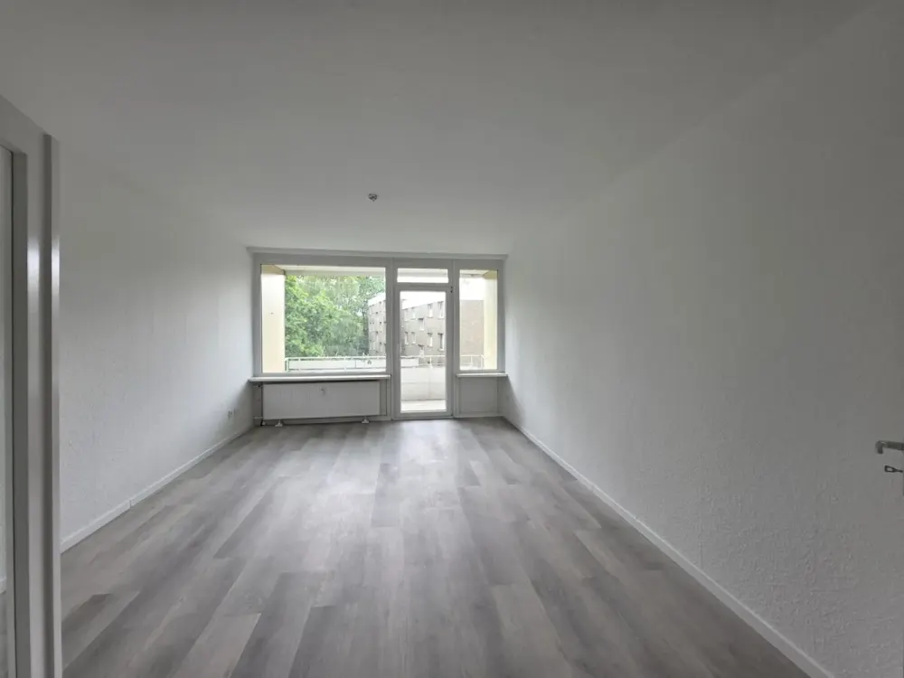 First occupancy after renovation: 4-room apartment with balcony in family-friendly location, Ruhrhöhe
