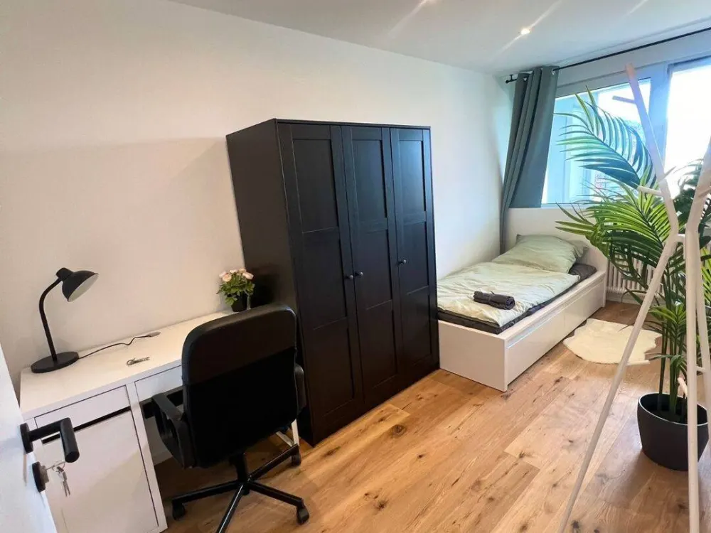 Shared Apartment Room