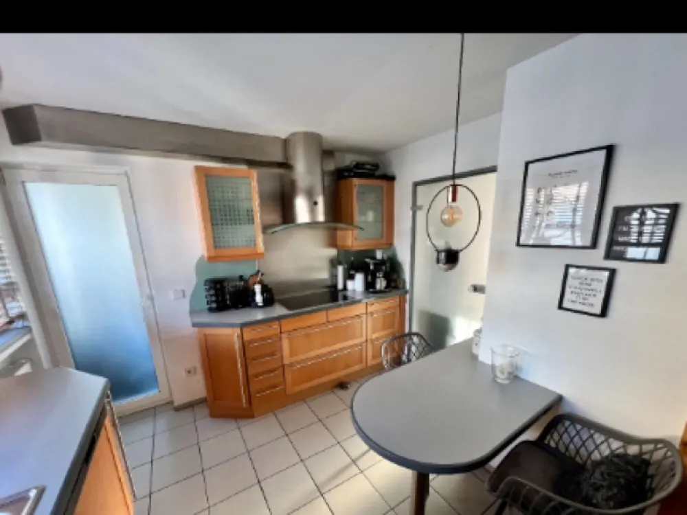 Furnished Room with Private Balcony, Spacious 3-Person Shared Apartment in the City Center