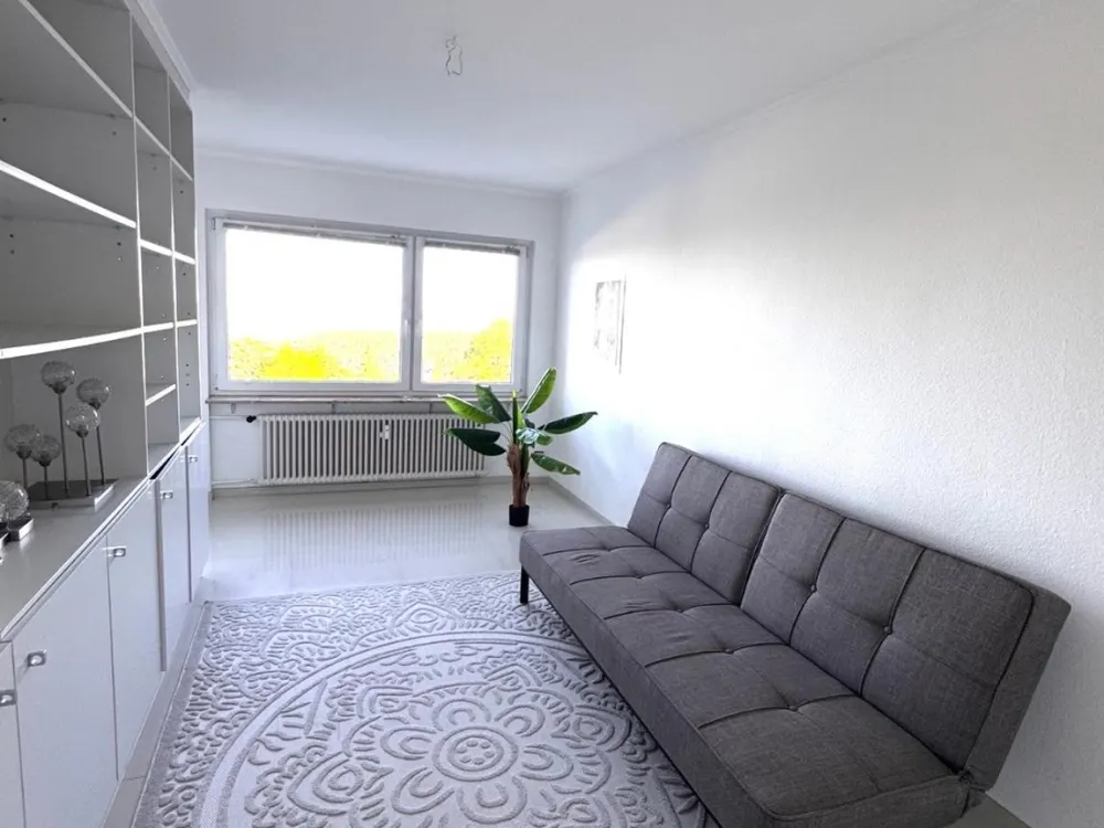 Furnished / fully furnished 3.5-room apartment with skyline view in Königstein im Taunus