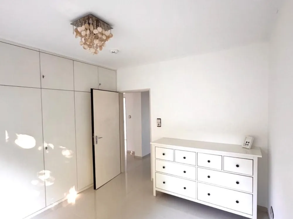 Furnished / fully furnished 3.5-room apartment with skyline view in Königstein im Taunus