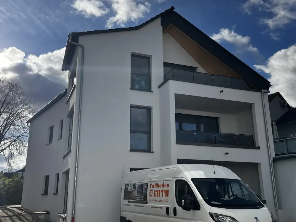 First occupancy 4-room apartment with balcony in Klein-Welzheim