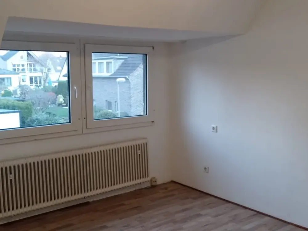 Bright, spacious apartment in quiet residential street in Ratingen-Süd - with shared garden use