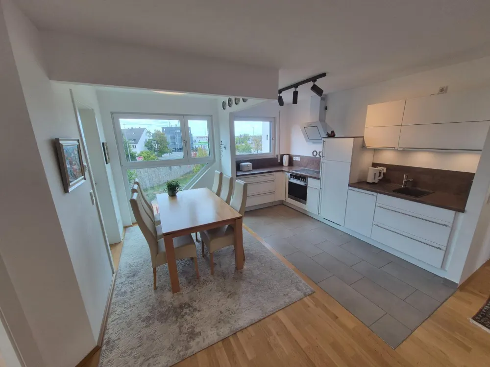 Looking for a new tenant 3-room apartment incl. underground parking from 01.10.2026
