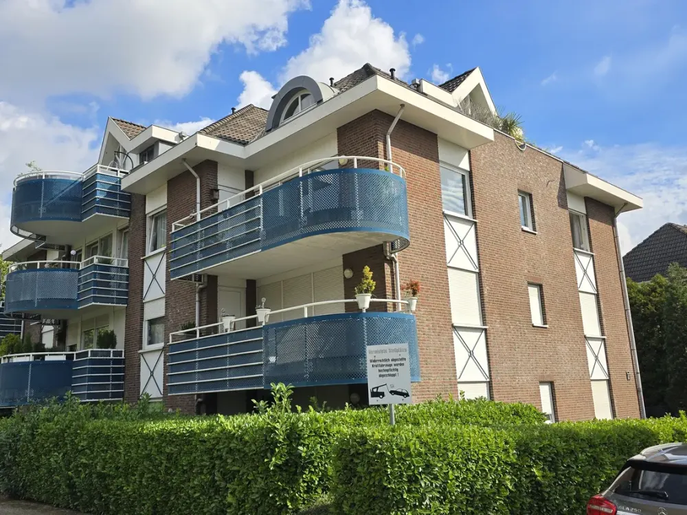 Large 2-Room Apartment I Saarner Kuppe I Balcony I Parking Space