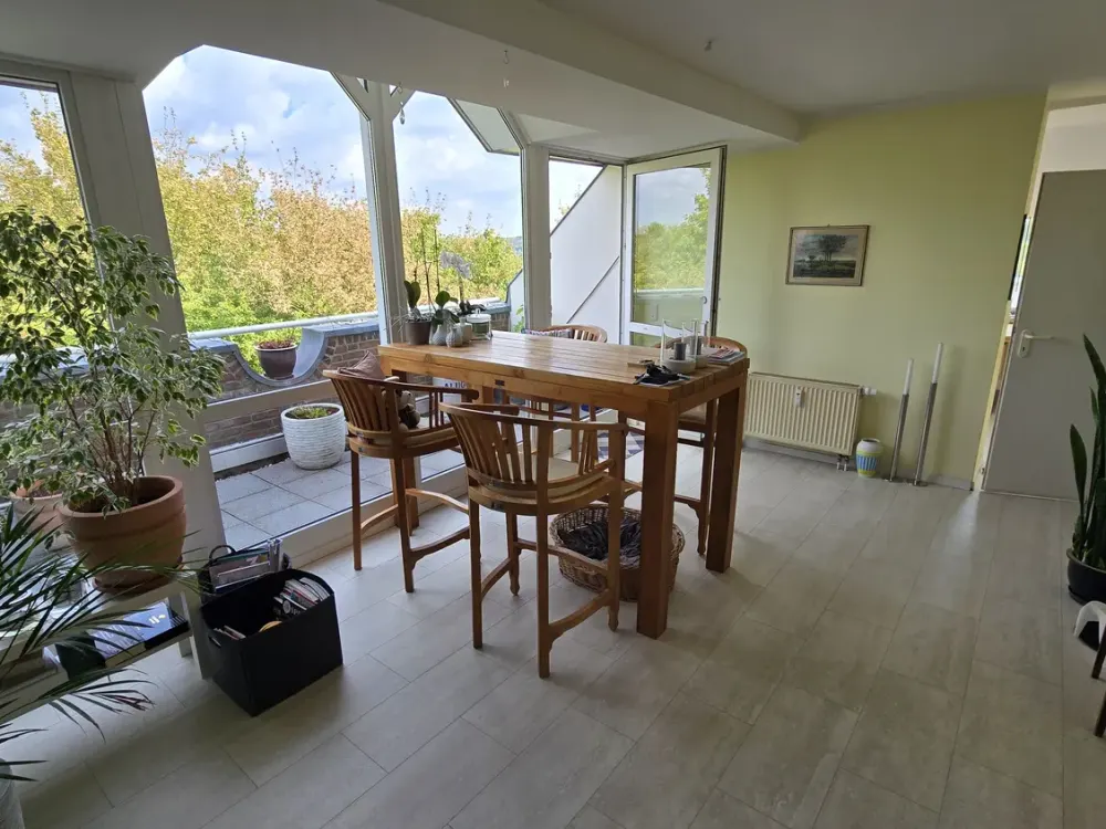 Large 2-Room Apartment I Saarner Kuppe I Balcony I Parking Space