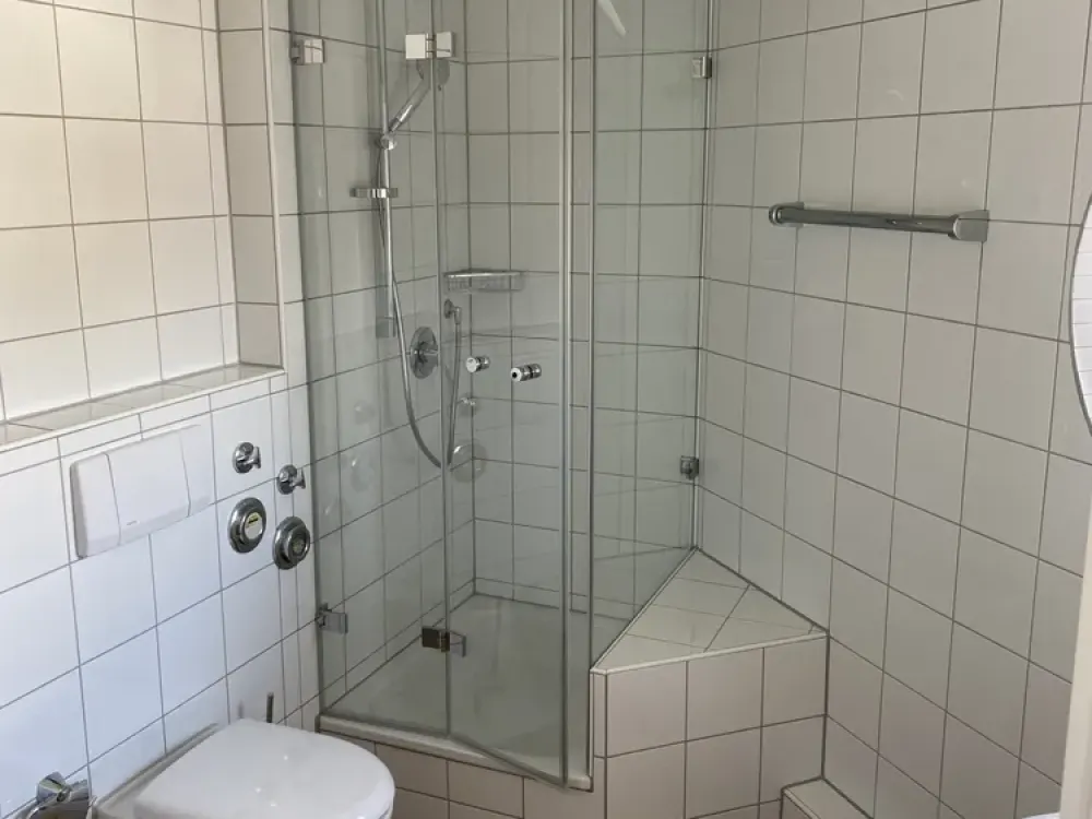 Sonnige große 3,5 Zimmer-Wohnung mit Blick ins Grüne