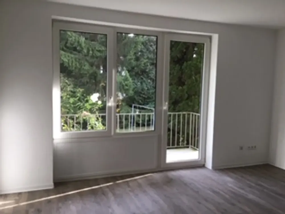 Welcome Home: Affordable 3-Room Apartment