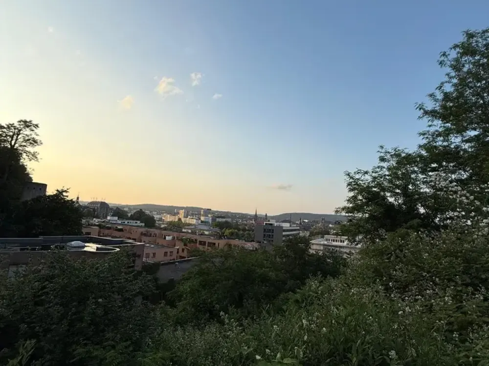 Spectacular 5-Room Apartment with Gigantic View and Genuine Penthouse in the Best Residential Location