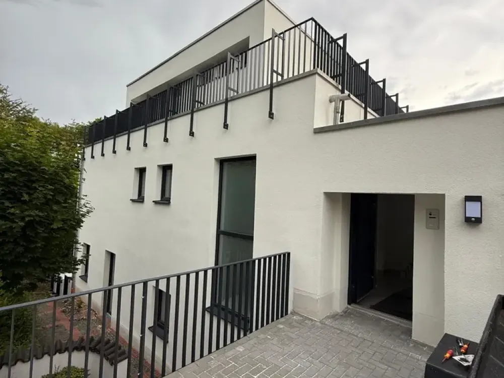 Spectacular 5-Room Apartment with Gigantic View and Genuine Penthouse in the Best Residential Location