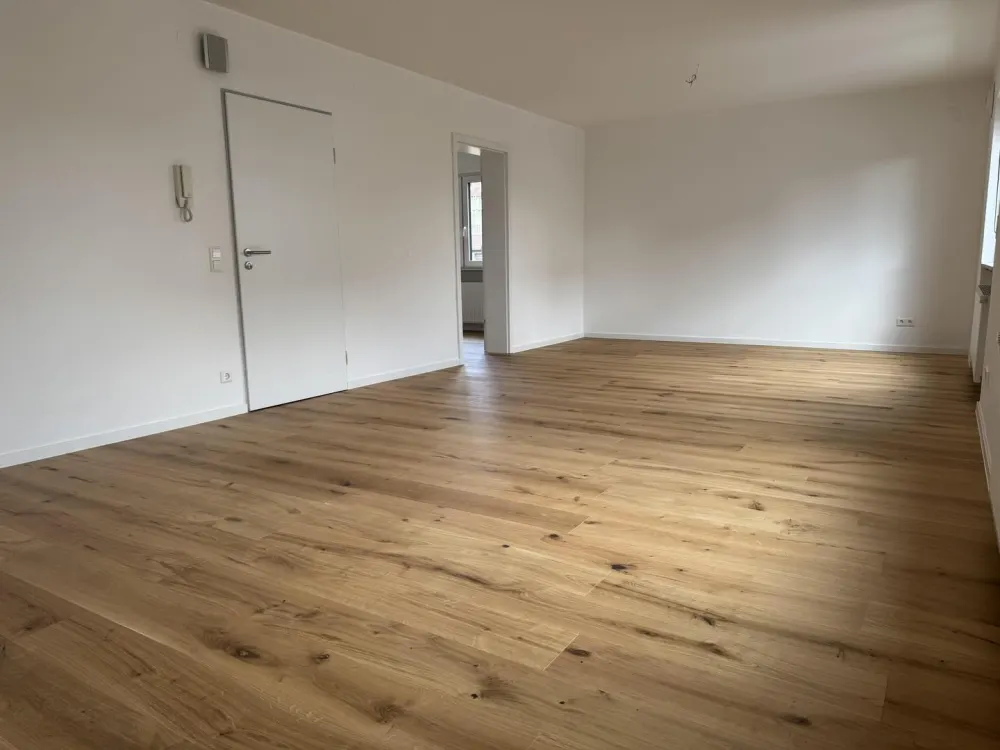 Erstbezug nach Kernsanierung, Moderne 3-Zimmer-Wohnung in Friedrichshafen