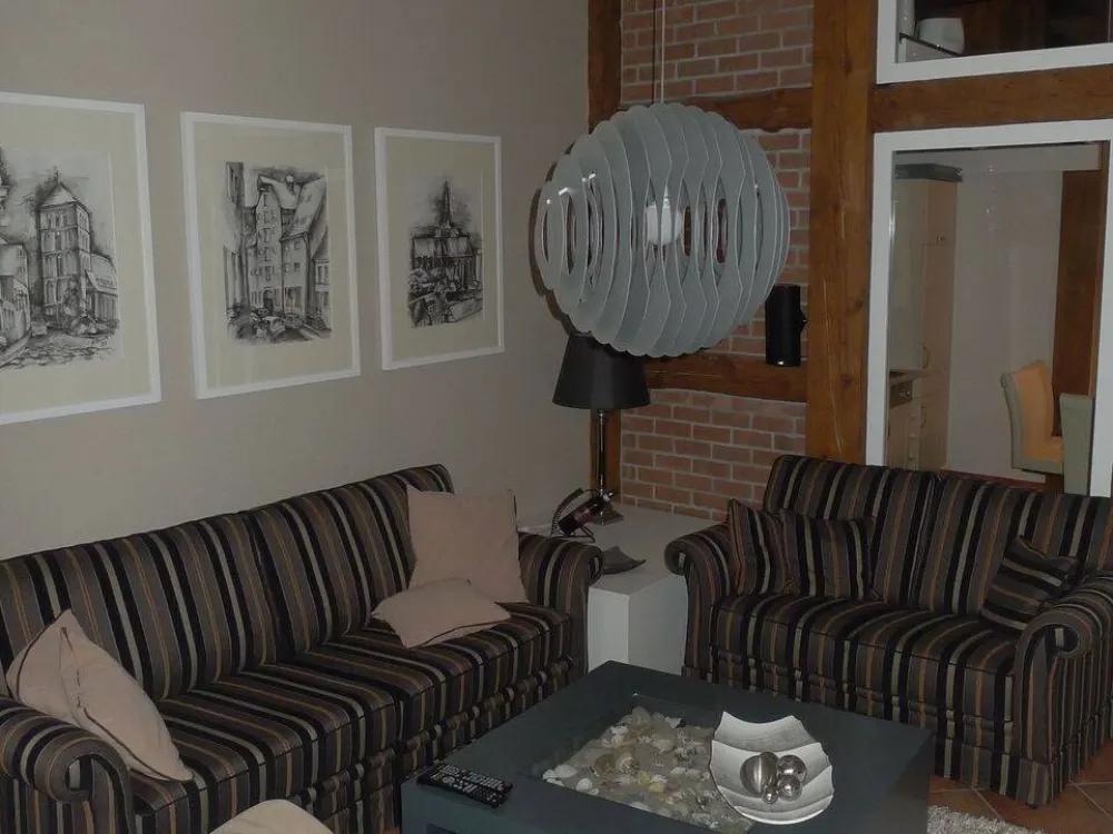 Long-term Rental - Central and Spacious in Rostock's Old Town