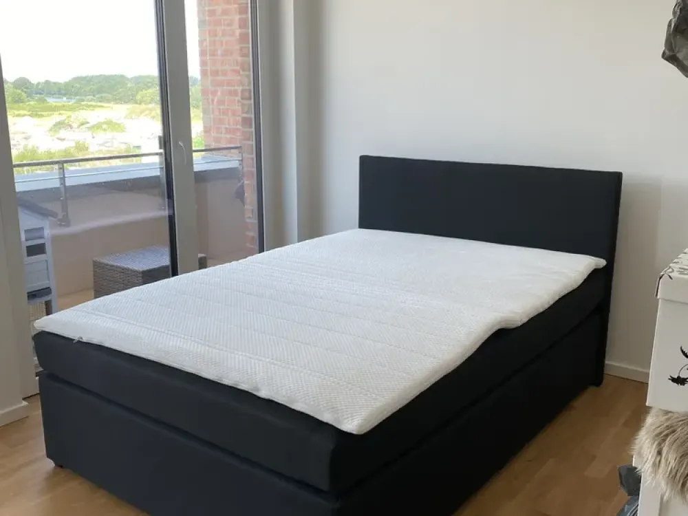 Leben am Wasser in extravaganter Lage 4-Zimmer-Wohnung