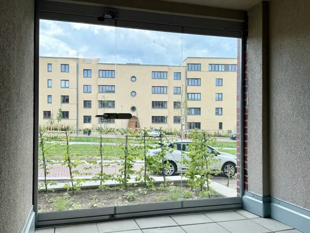 Neubau-Gebiet Hannover KRONSRODE: Einbauküche, 2 Wintergärten, Fußbodenheizung, TG, Keller