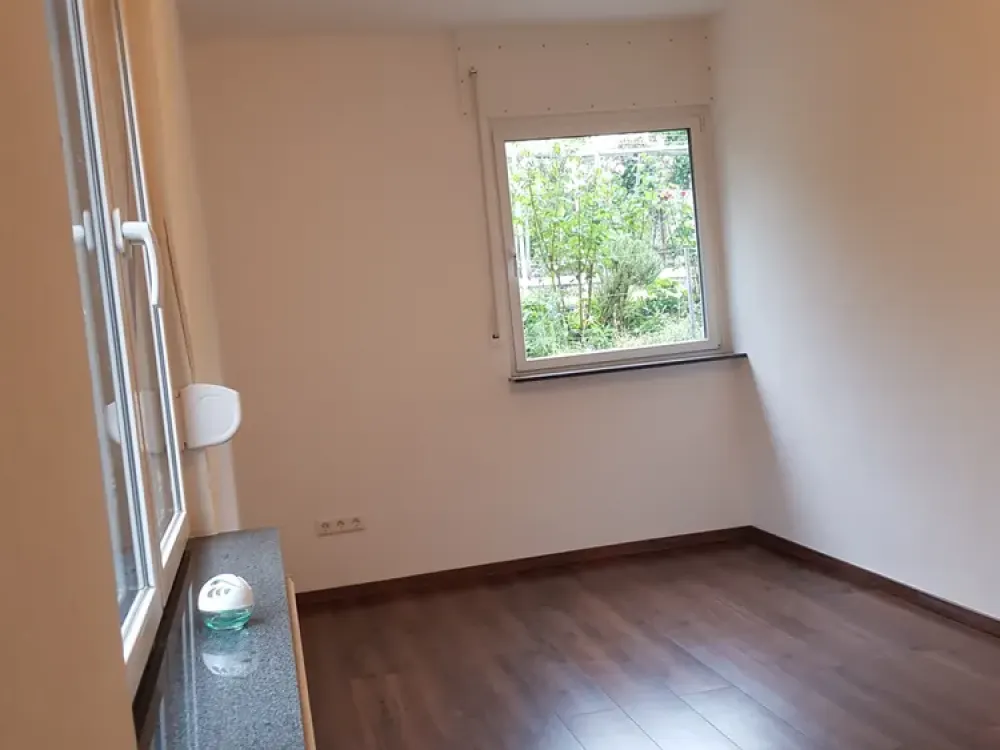 Home with 3 Rooms in Central Location of Stuttgart Ost