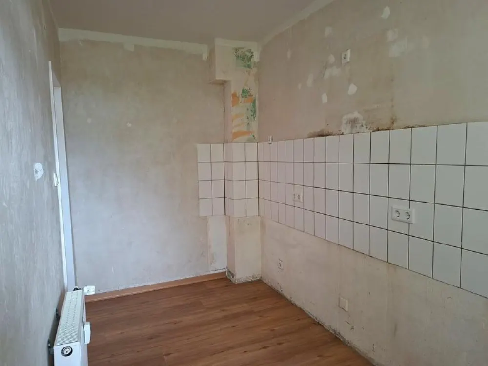 Bright 4-Room Apartment