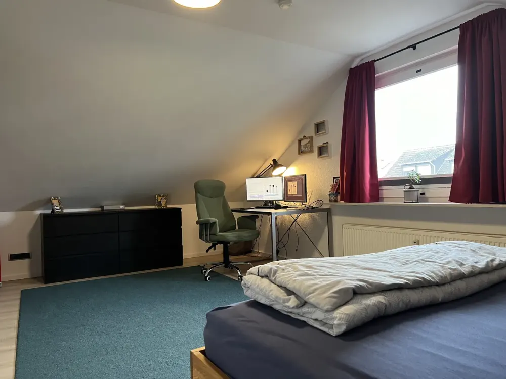 Bright 2-Room Attic Apartment with Great Features