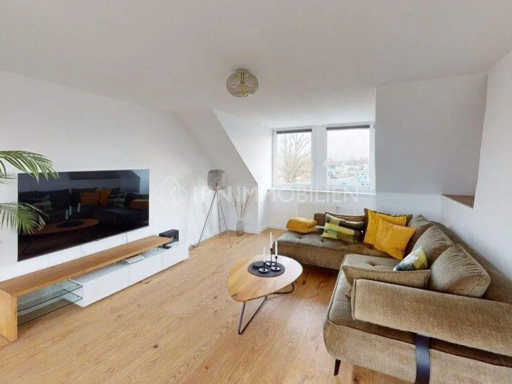 Bright Attic Apartment with Loft Character