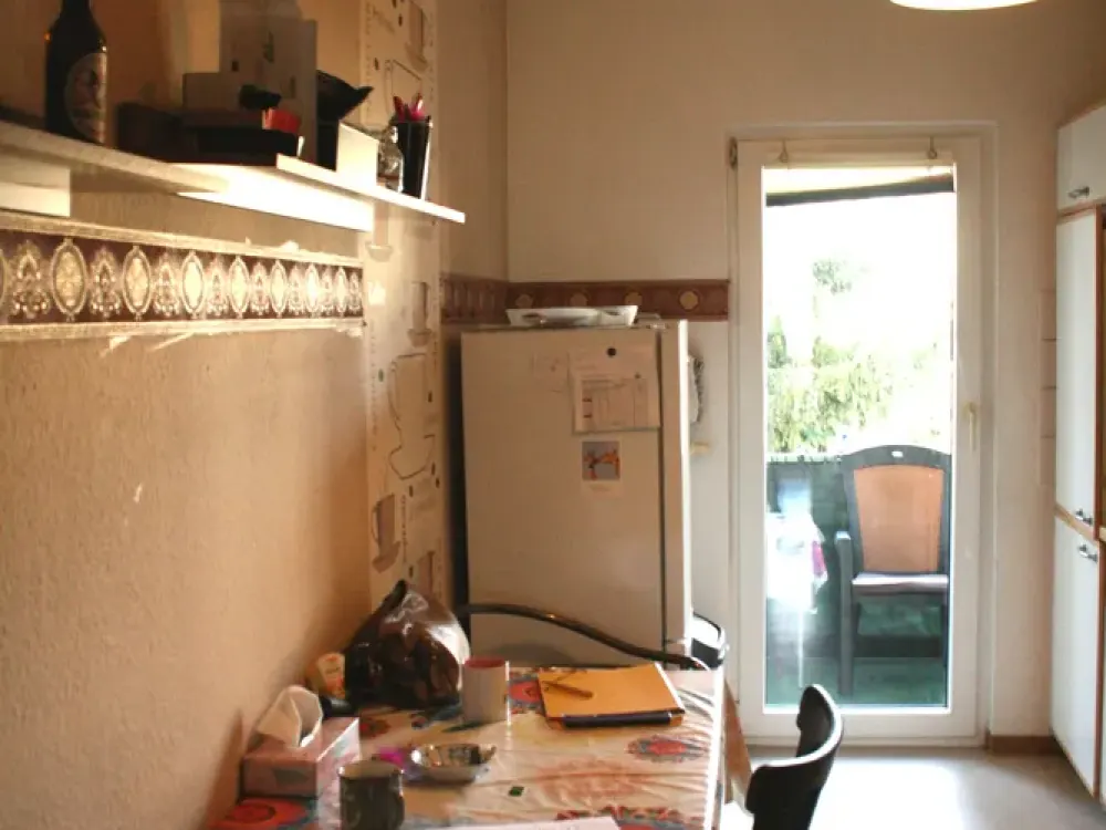 Quiet 3-Room Apartment with Balcony and Built-in Kitchen in Kassel