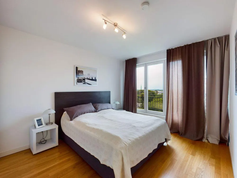 Large & furnished all-inclusive city apartment centrally located in Eimsbüttel - ideal for couples | XL Bude