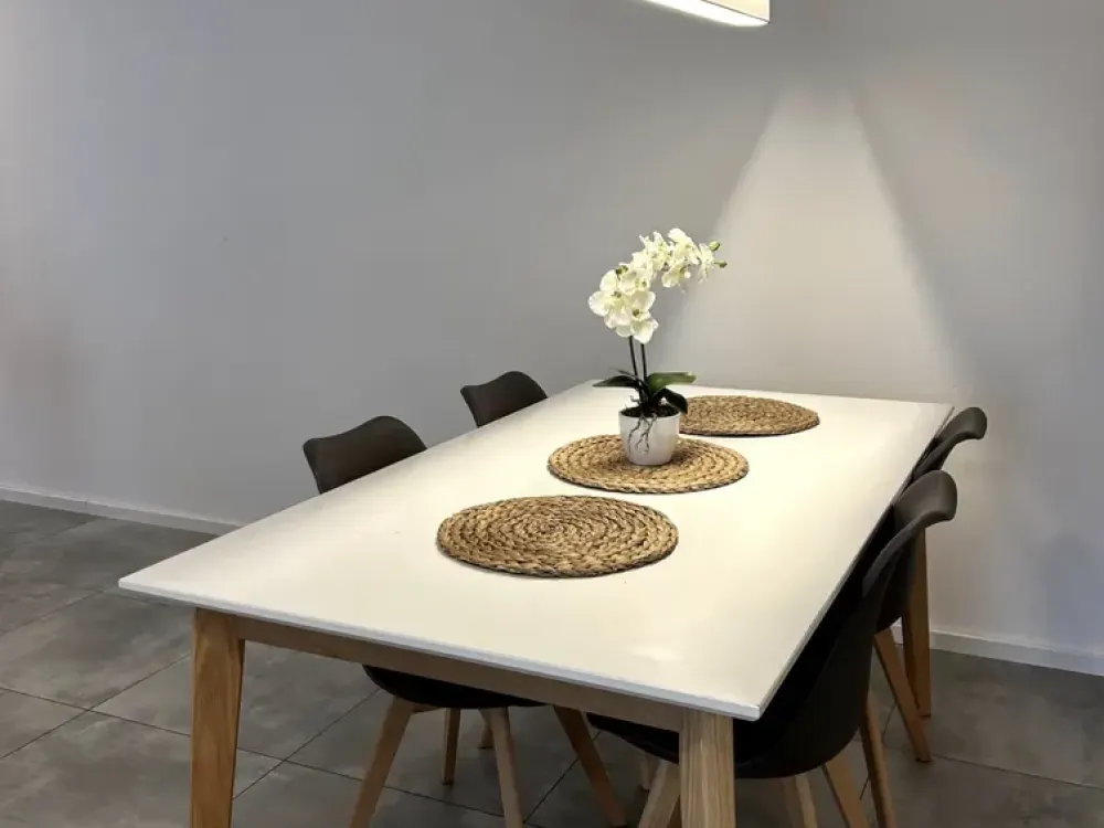 Living with Character: Spacious 3-Room Apartment in Bruchsal