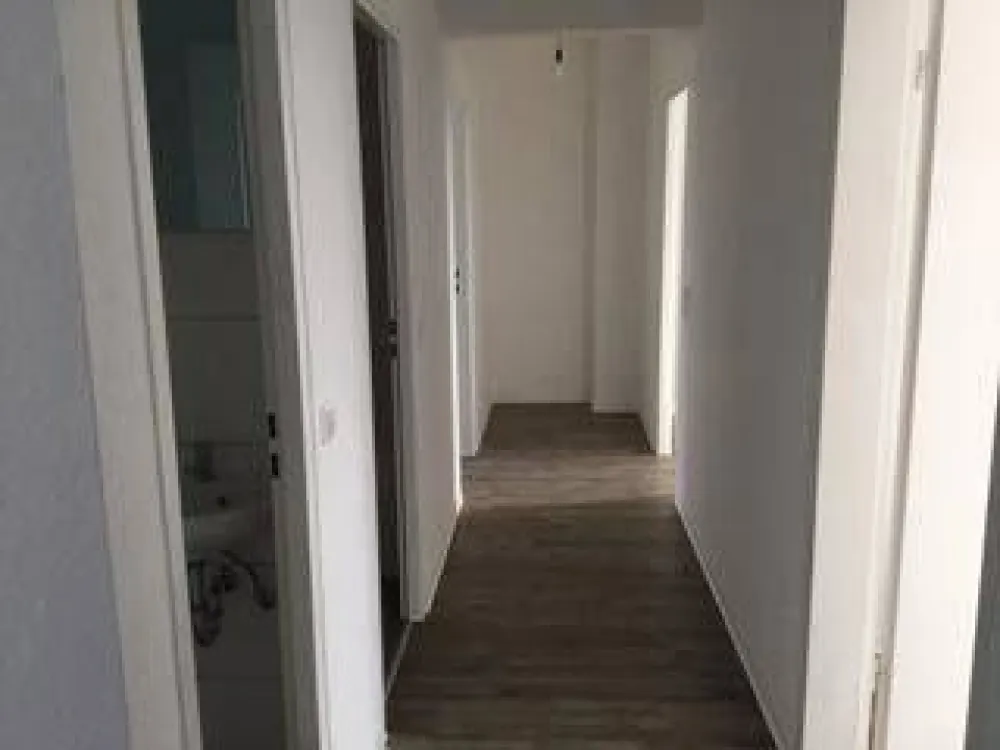 Individuelle 3-Zimmer-Wohnung mit Einbauküche in grüner Wohnlage