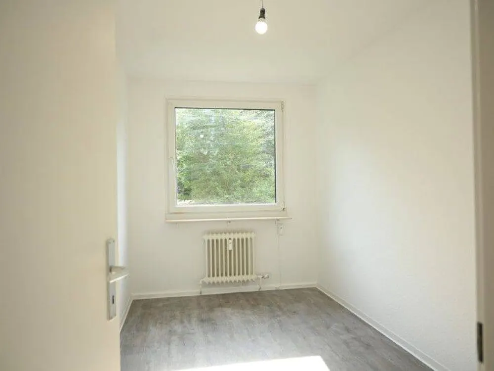 Individuelle 3-Zimmer-Wohnung mit Einbauküche in grüner Wohnlage