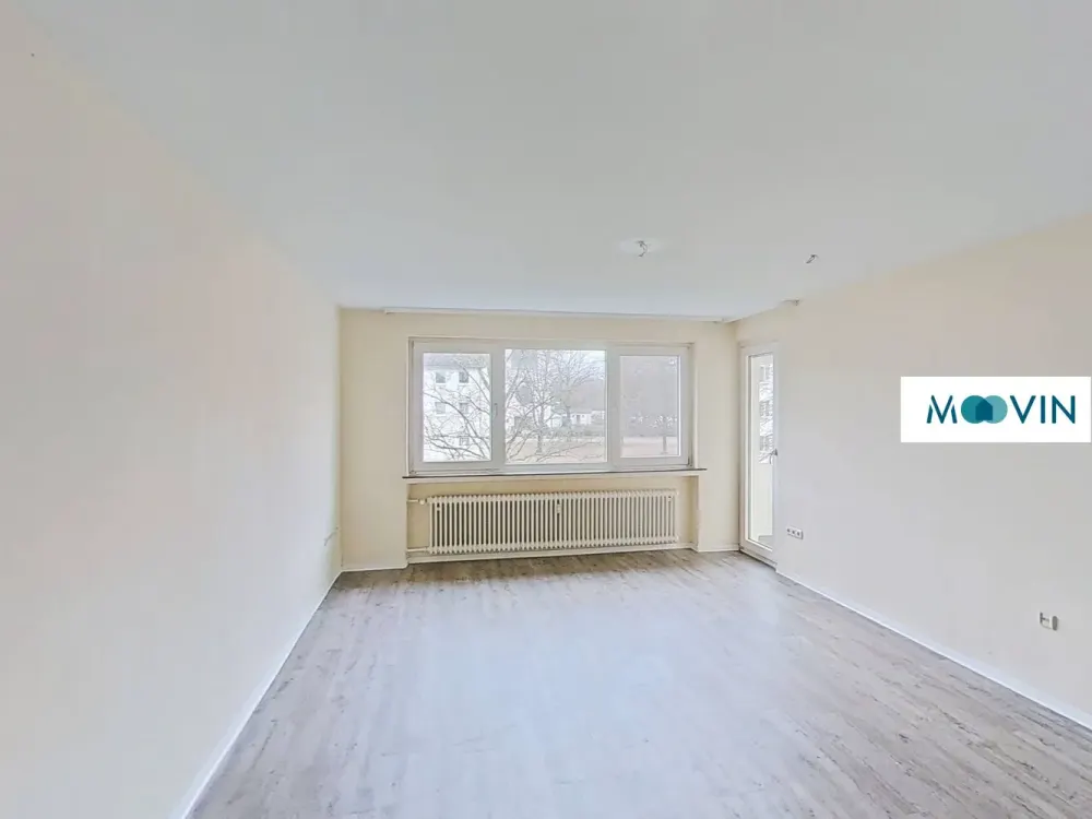 Comfortable 3-Room Apartment with BALCONY and Daylight Bathroom