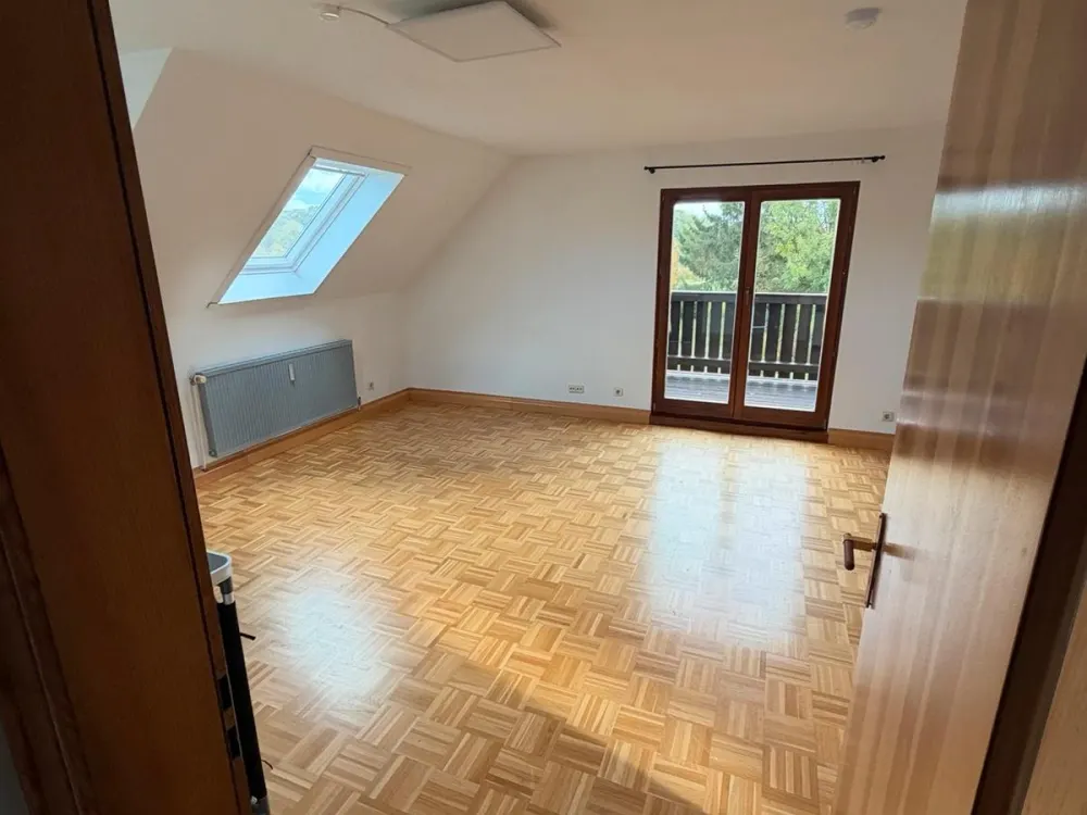 Bright 45 m² Apartment with Balcony in Birkach, Near Uni Hohenheim