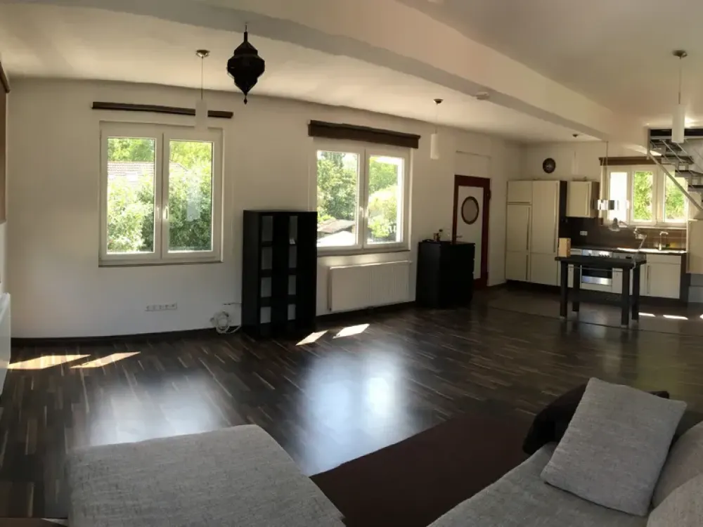 Central, Open Living in a Green Area