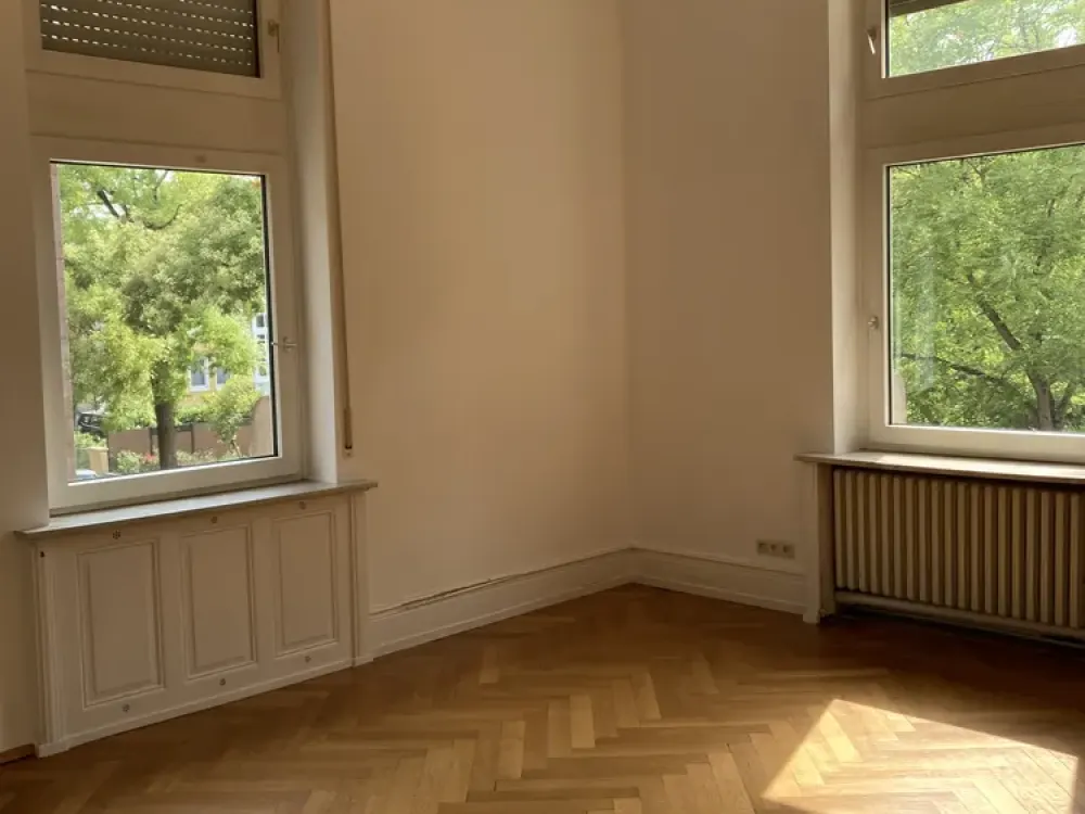 7-Room Apartment for Rent