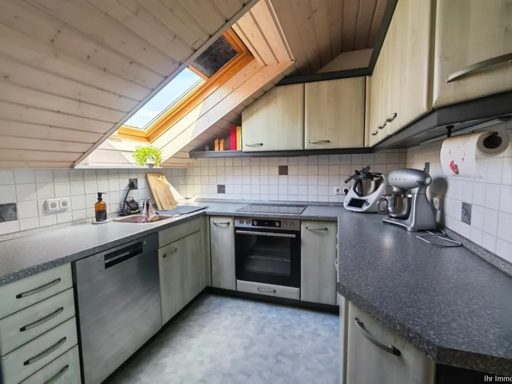 2-Room Attic Apartment with South-Facing Balcony in Pleß