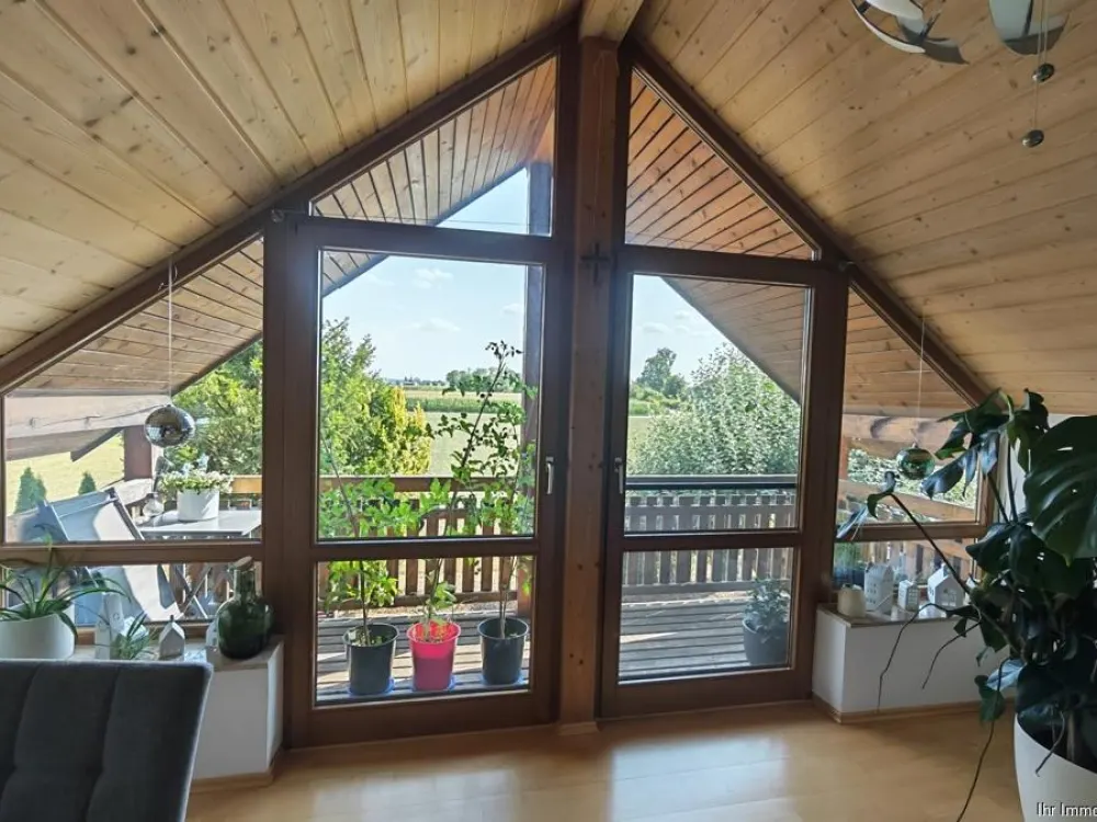 2-Room Attic Apartment with South-Facing Balcony in Pleß