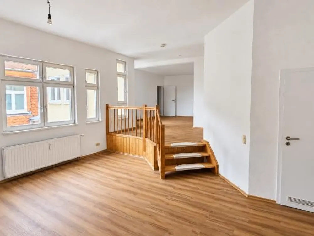 4 Rooms After Modernization Directly at the Anger
