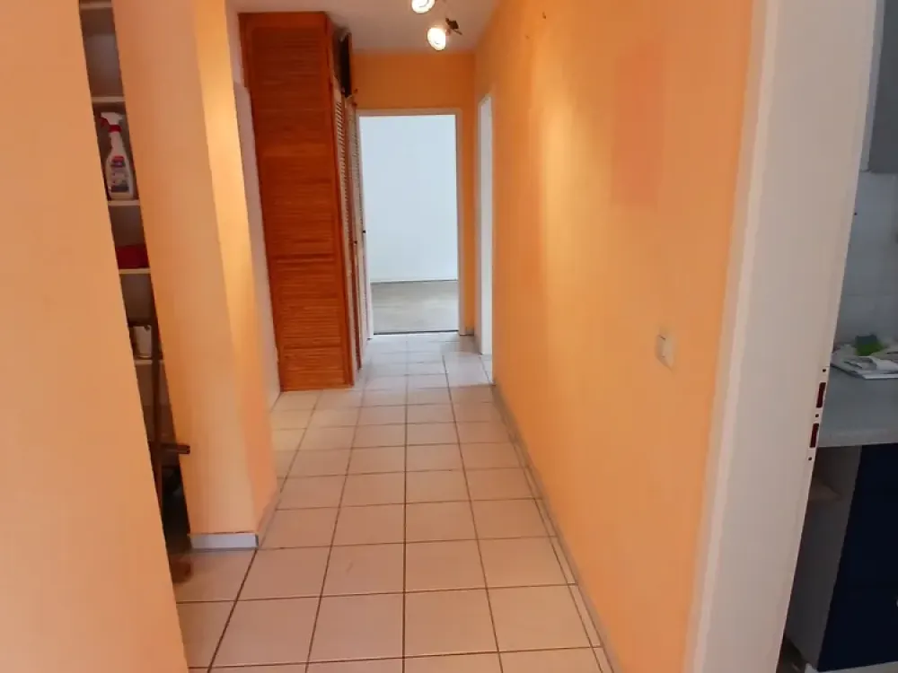 Bright 3-Room Apartment in Bruchsal with View of Greenery