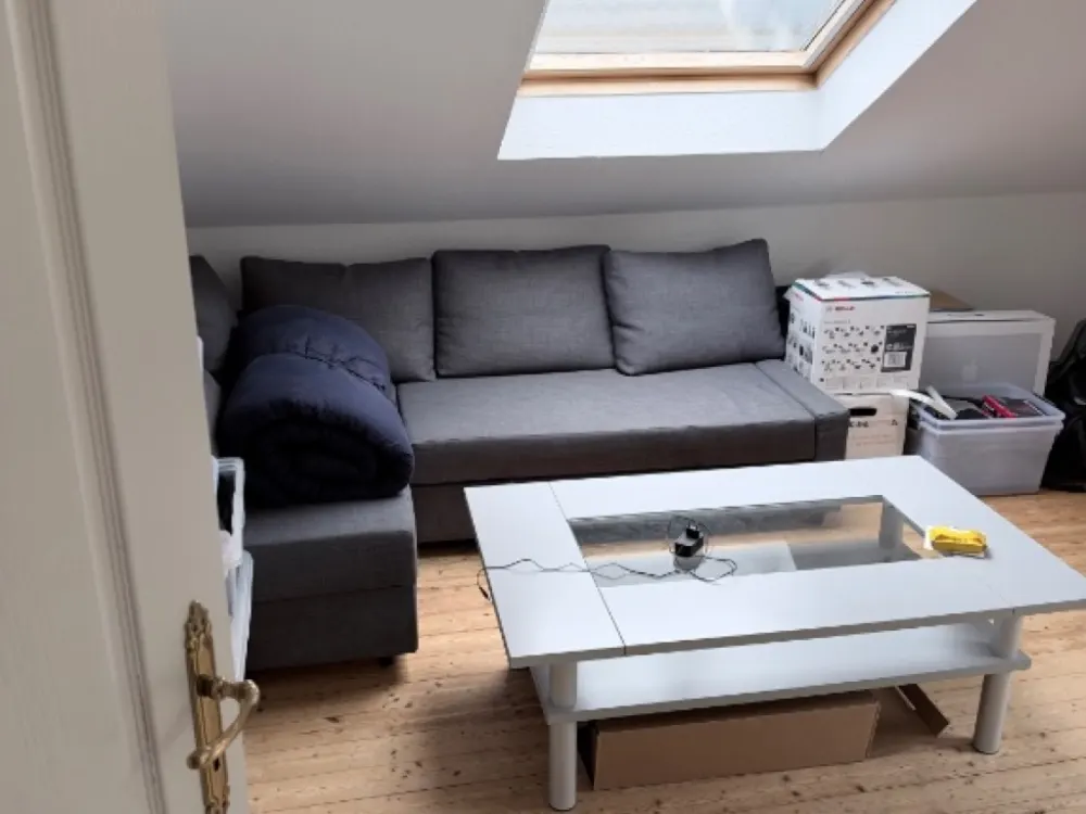 Looking for a German-speaking female roommate for our shared apartment room