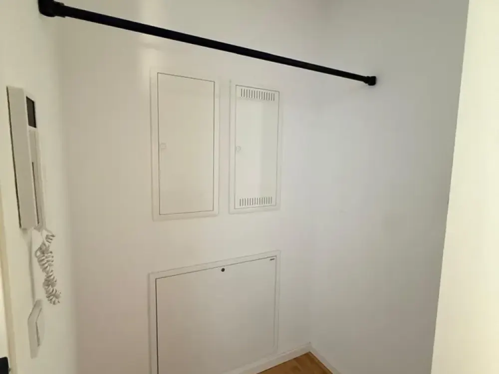 Lichtdurchflutete 3-Zimmer-Wohnung mit 2 Balkonen - zentral & ab 01.11. verfügbar