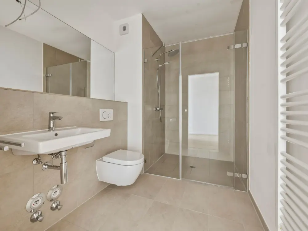 2-Room Apartment with Fitted Kitchen and High-Quality Features