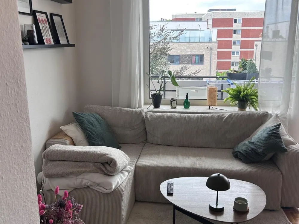 2 Zimmer Wohnung mit Balkon und Duplex-Garage