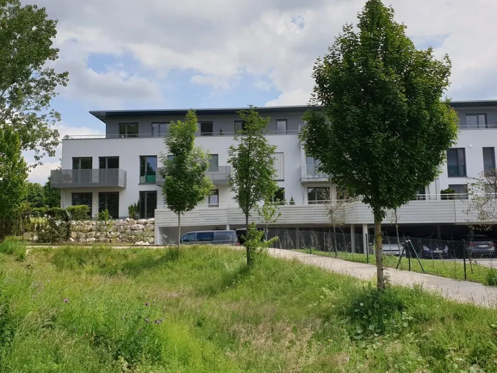4-Room Penthouse Apartment with Huge Roof Terrace