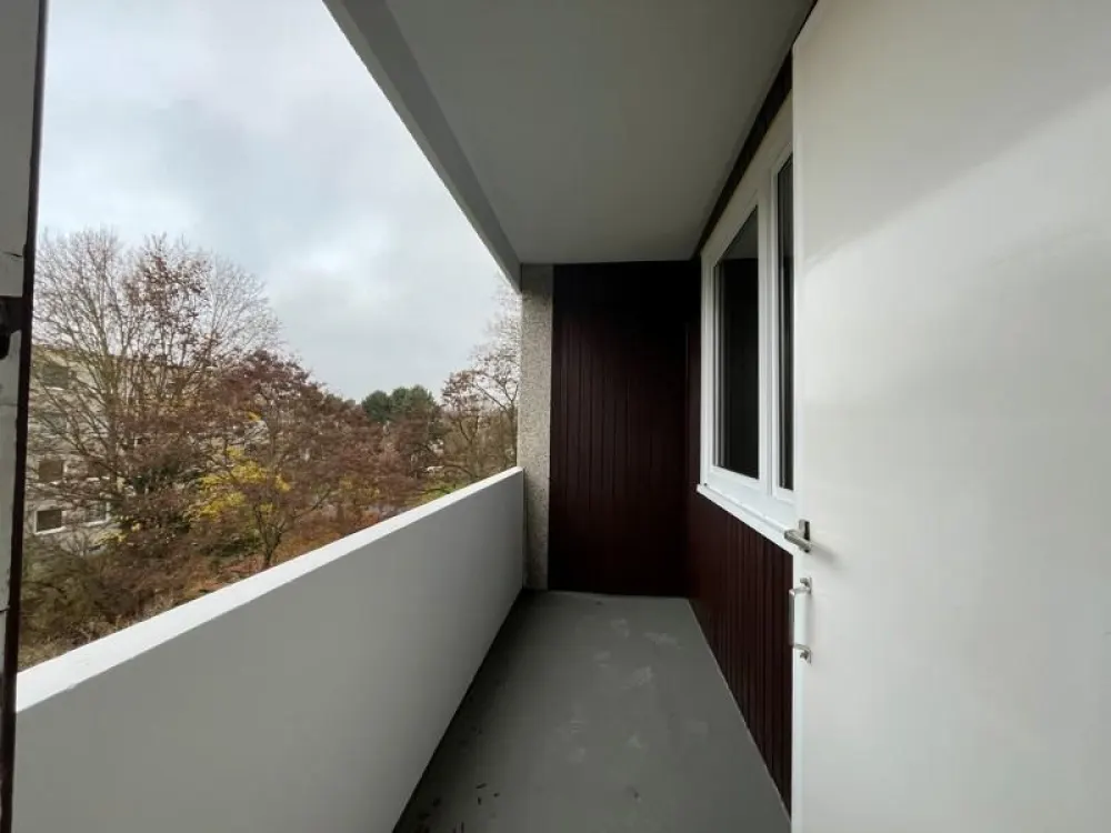 This is a place to stay: individual 2-room apartment