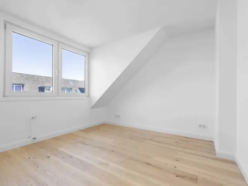 First occupancy after renovation - Viewings on 12.9 at 12 o'clock