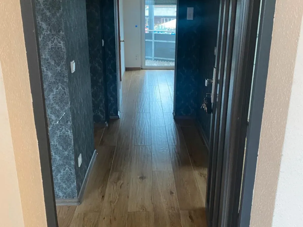 Apartment (Rent)