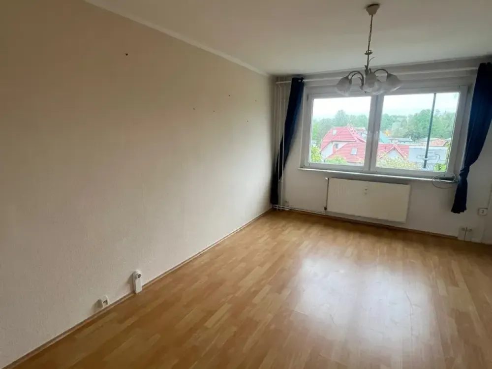 Attractive 3-Room Apartment with Fitted Kitchen and Daylight Bathroom with Shower