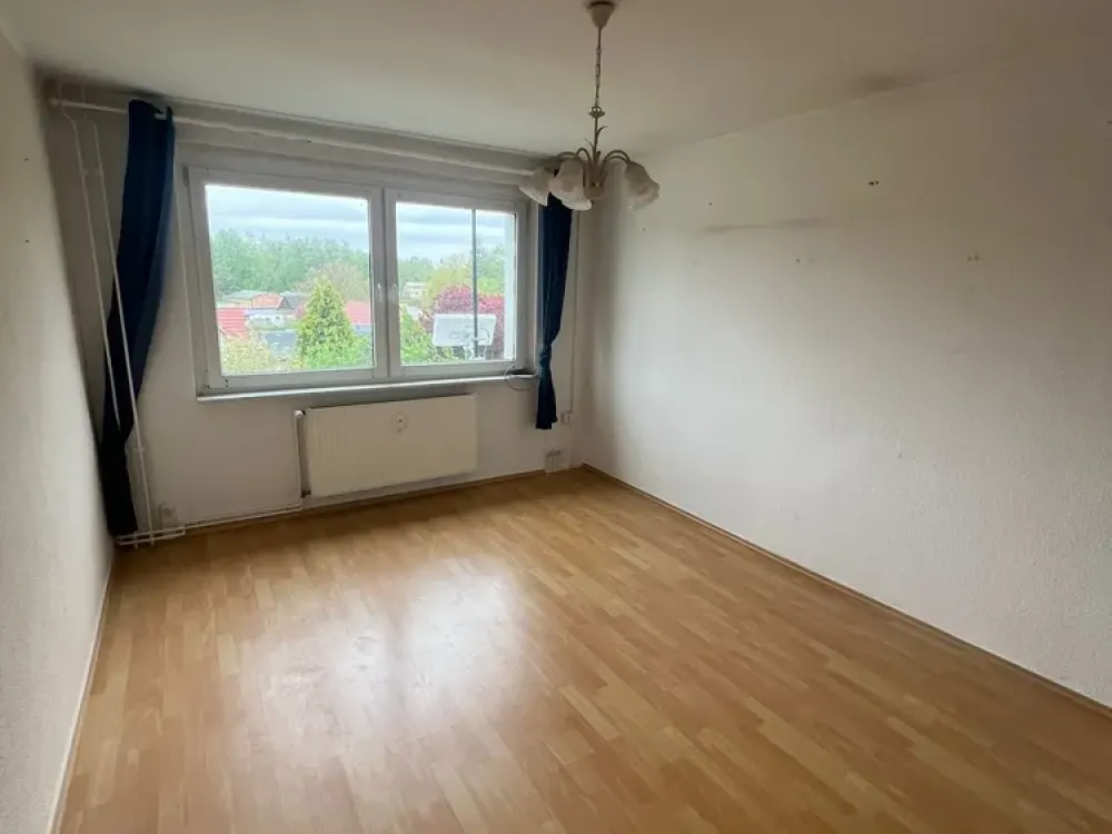 Attractive 3-Room Apartment with Fitted Kitchen and Daylight Bathroom with Shower