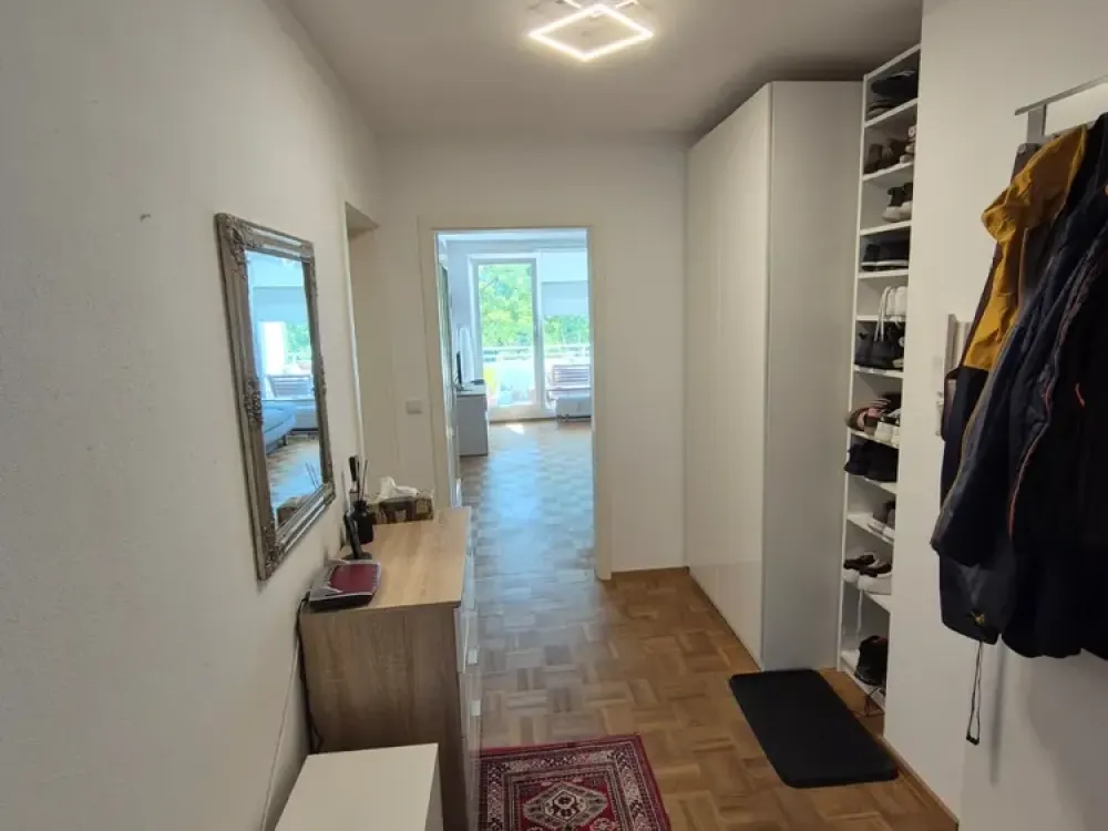 2-Room Apartment with Spacious South-Facing Balcony in Mittersendling