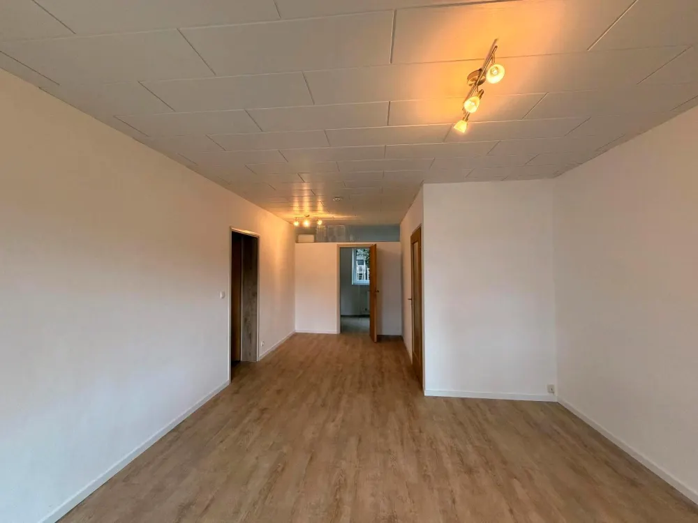 Freshly Renovated 3-Room Apartment in Hannover